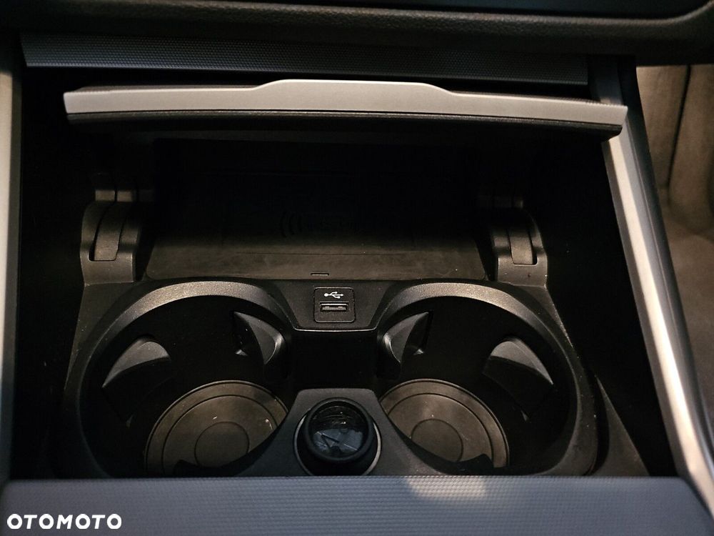 BMW Seria 3 318d Advantage - 26