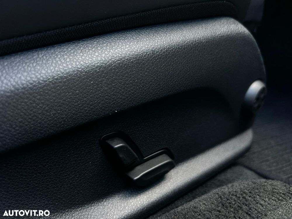 Mercedes-Benz E 300 9G-TRONIC Exclusive - 13
