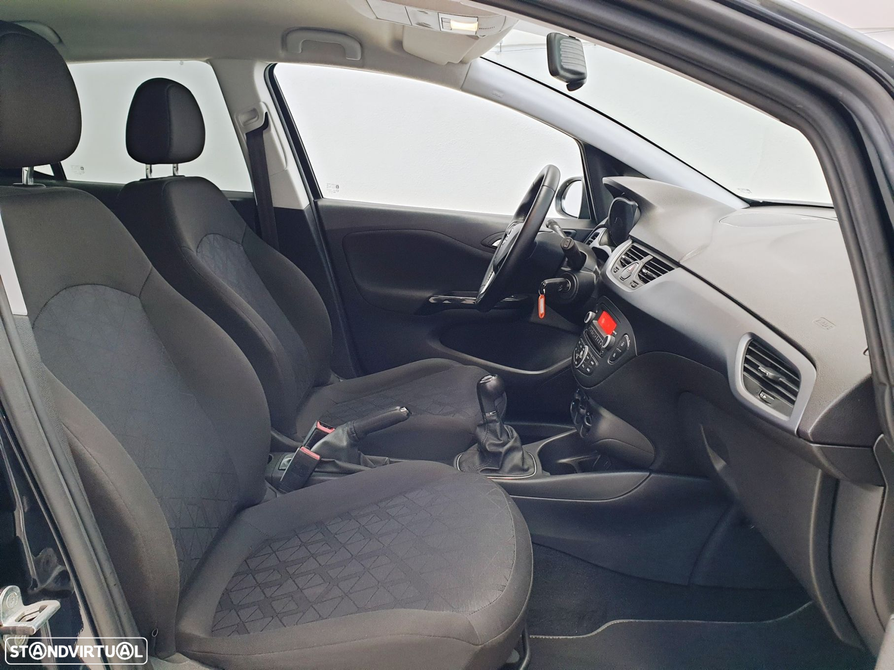 Opel Corsa 1.2 120 Anos - 21