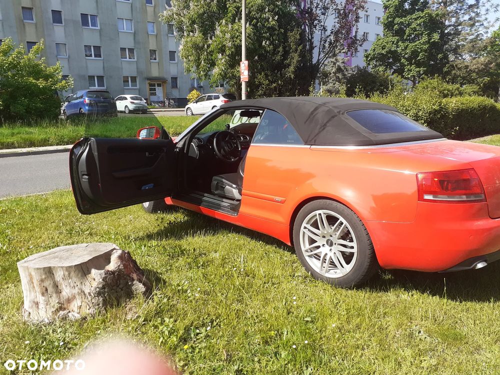 Audi A4 Cabrio 2.0 TDI DPF - 10
