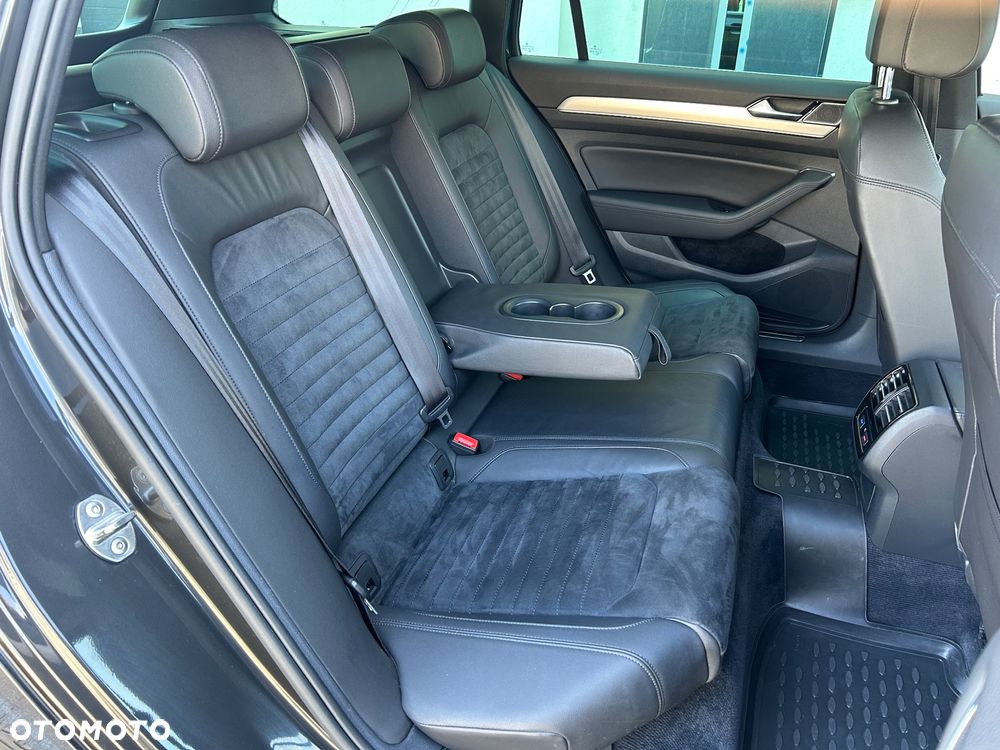 Volkswagen Passat 1.6 TDI SCR DSG Business - 27