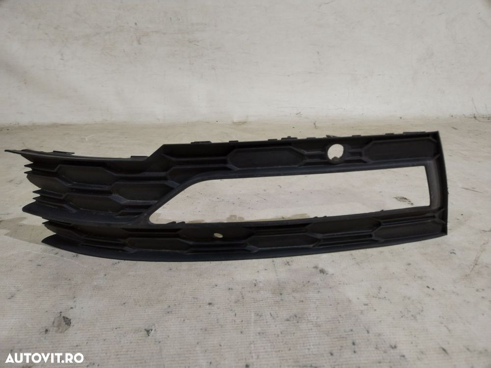 Grila proiector stanga, Skoda Octavia 4, 2020, 2021, 2022, 2023, 2024, cod origine OE 5E3807681. - 4