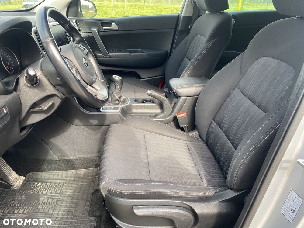 Kia Sportage - 12