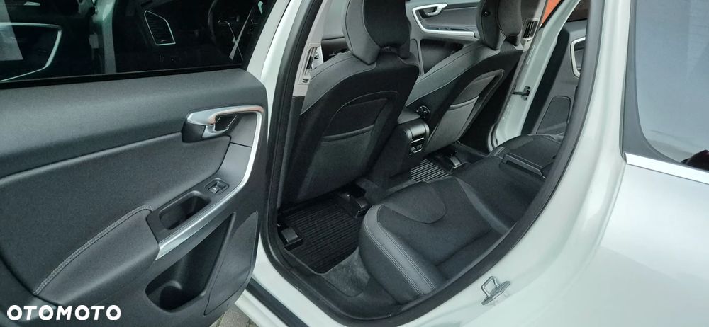 Volvo XC 60 D4 Summum - 15