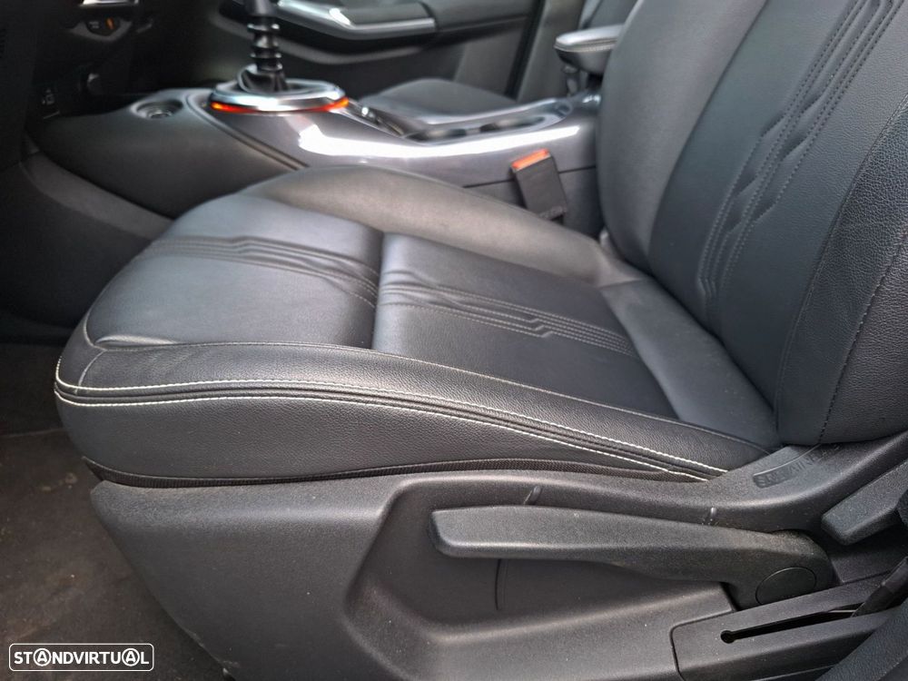 Nissan Juke 1.0 DIG-T Tekna - 26