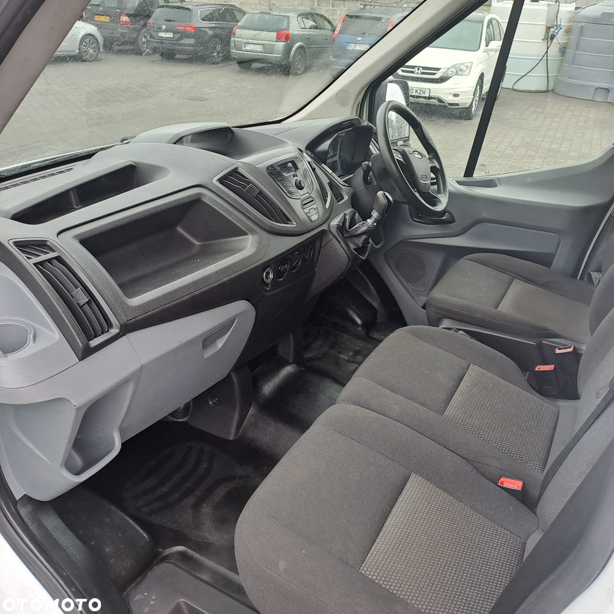 Ford Transit 350 L 2.2 TDCi 125 kM L3H3 - 10