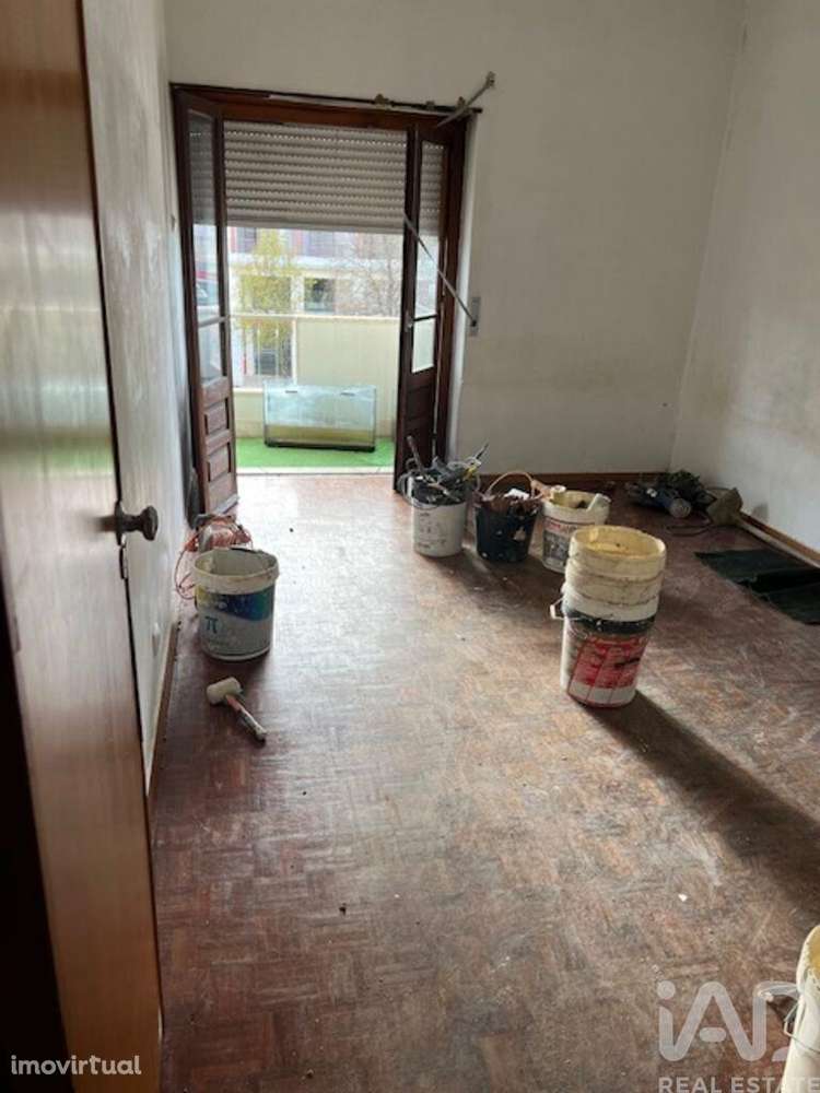 Apartamento T3 em Laranjeiro e Feijó - Grande imagem: 3/4