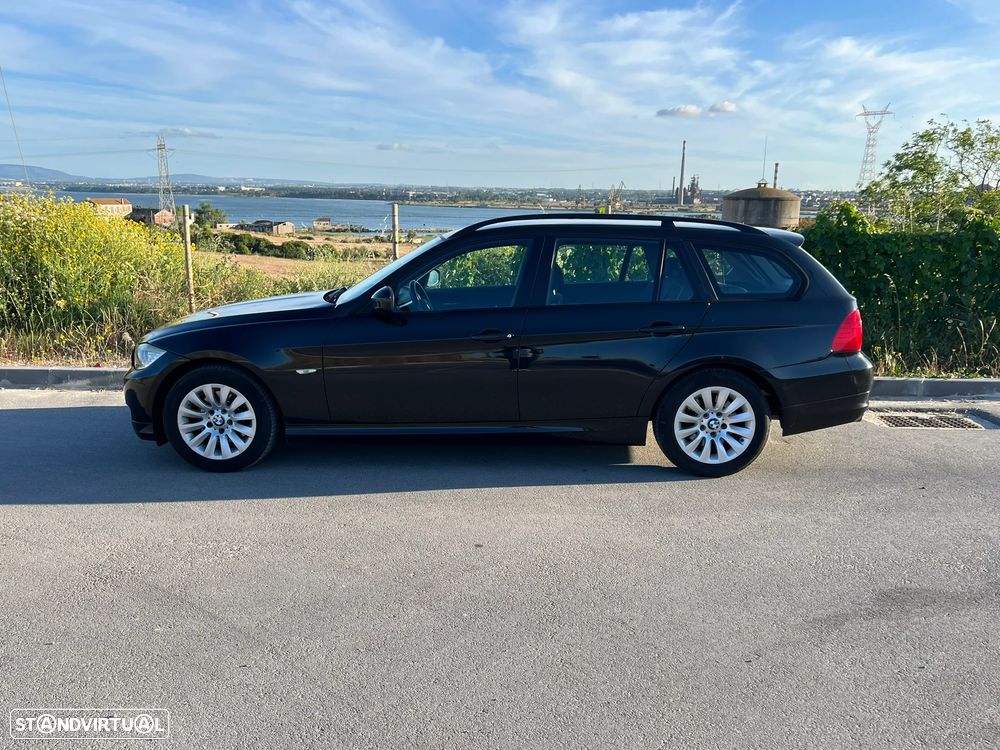 BMW 320 d Dynamic - 22