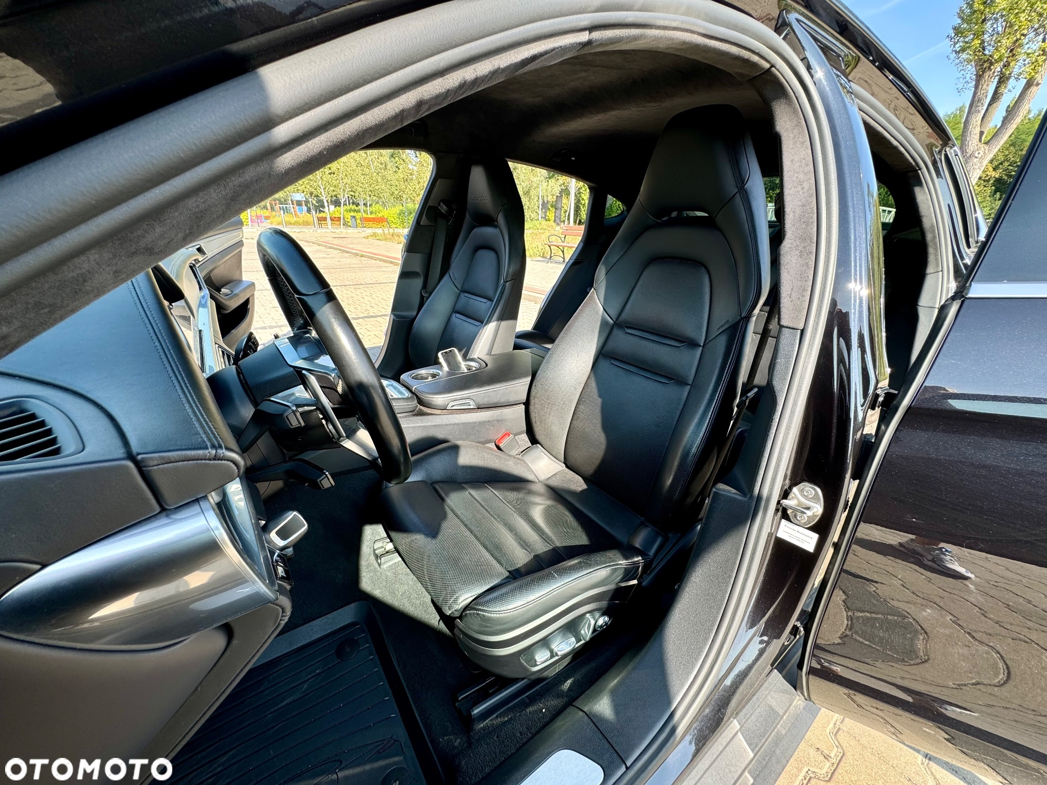 Porsche Panamera Turbo - 16