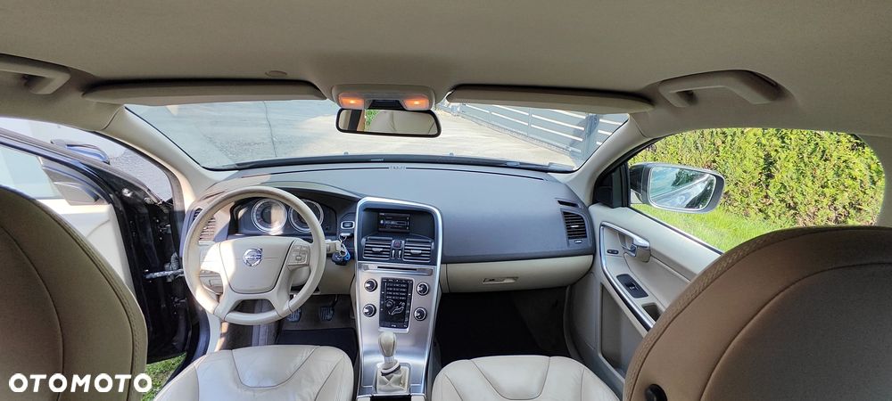 Volvo XC 60 D5 AWD Kinetic - 7