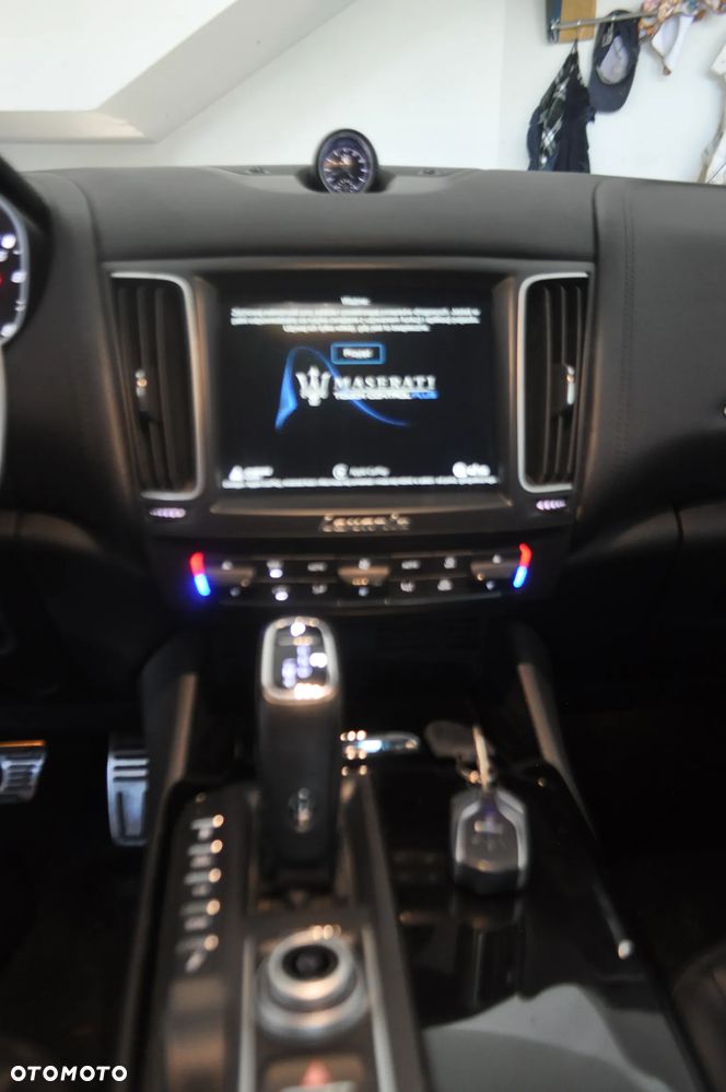 Maserati Levante S Q4 GranLusso - 14