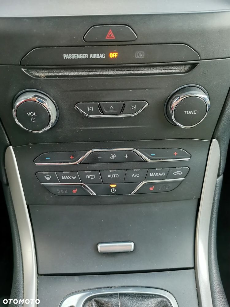 Ford Edge - 12