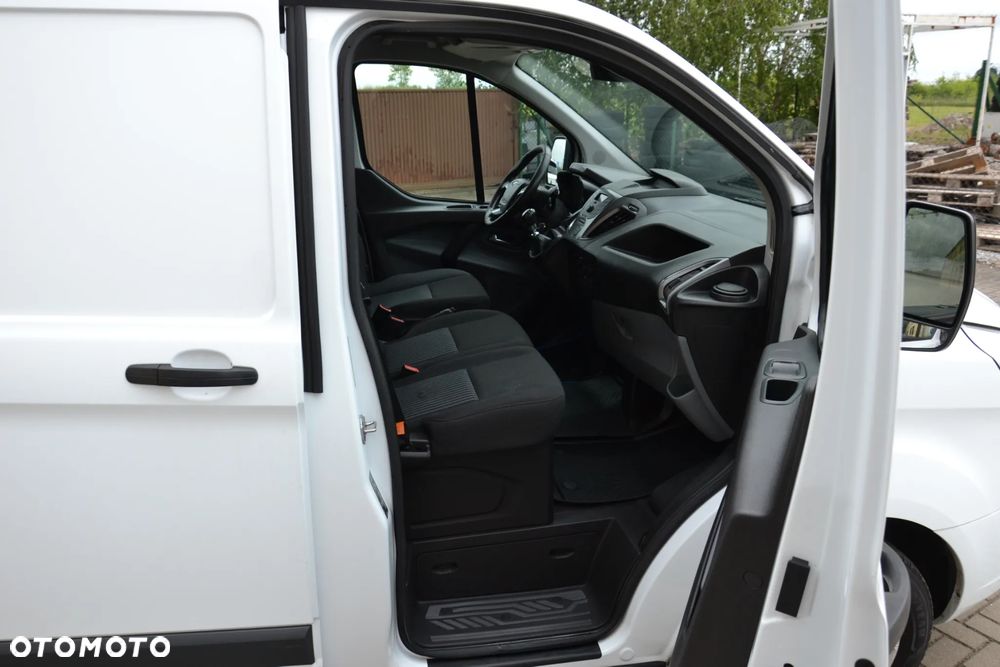 Ford Transit Custom - 27