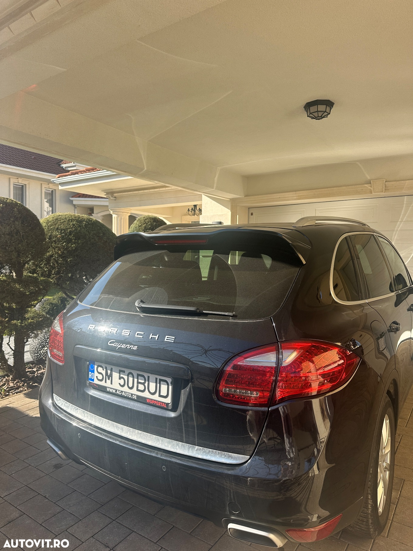 Porsche Cayenne - 3