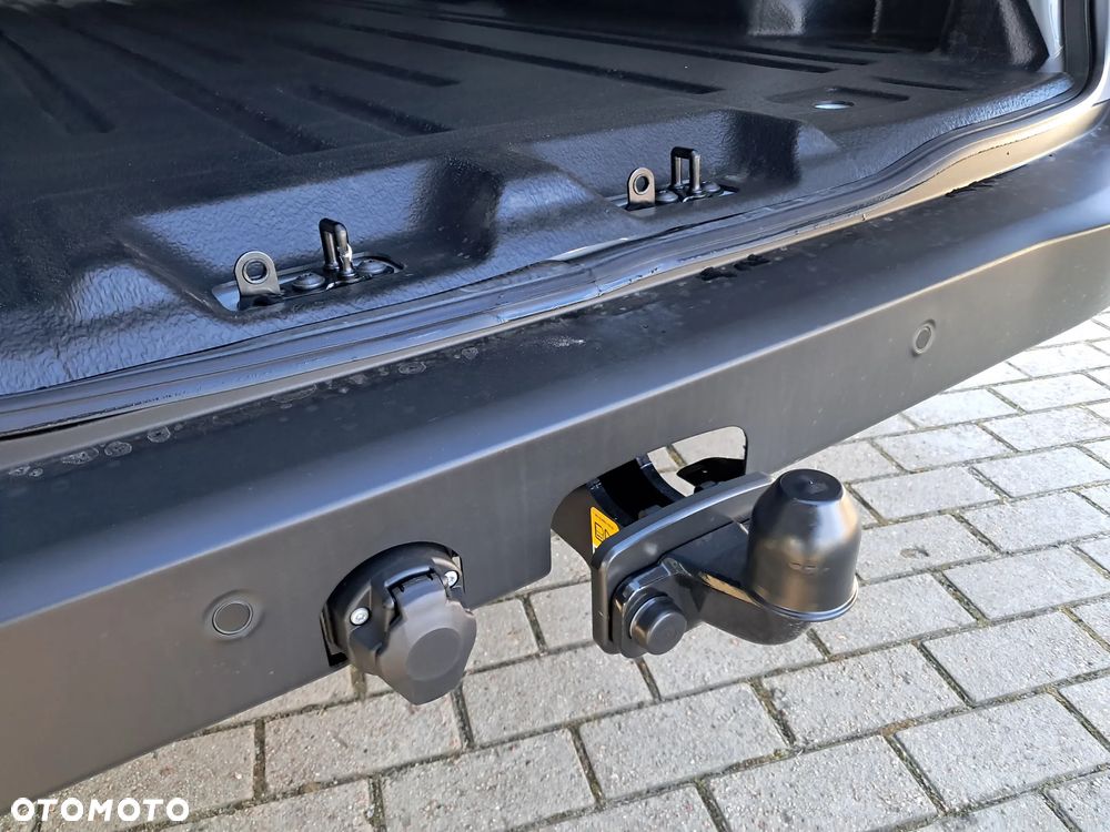 Volkswagen Transporter T7 - 16