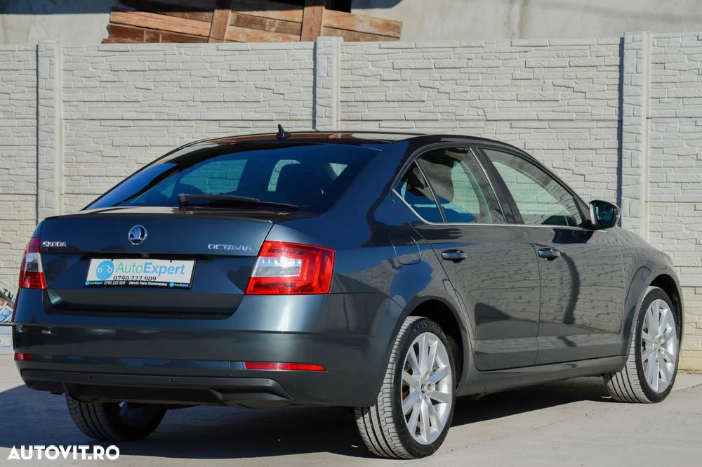 Skoda Octavia 1.5 TSI DSG MHEV Ambition - 17