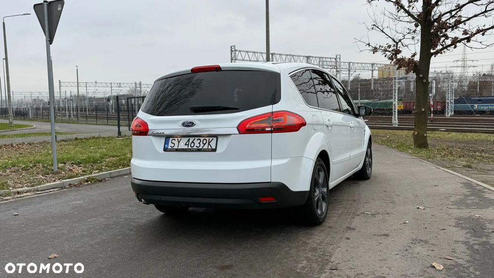 Ford S-Max 2.0 TDCi DPF Titanium - 6