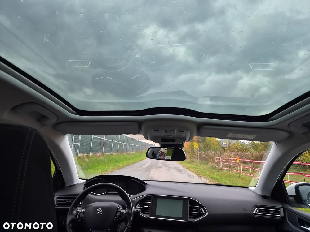 Peugeot 308 2015