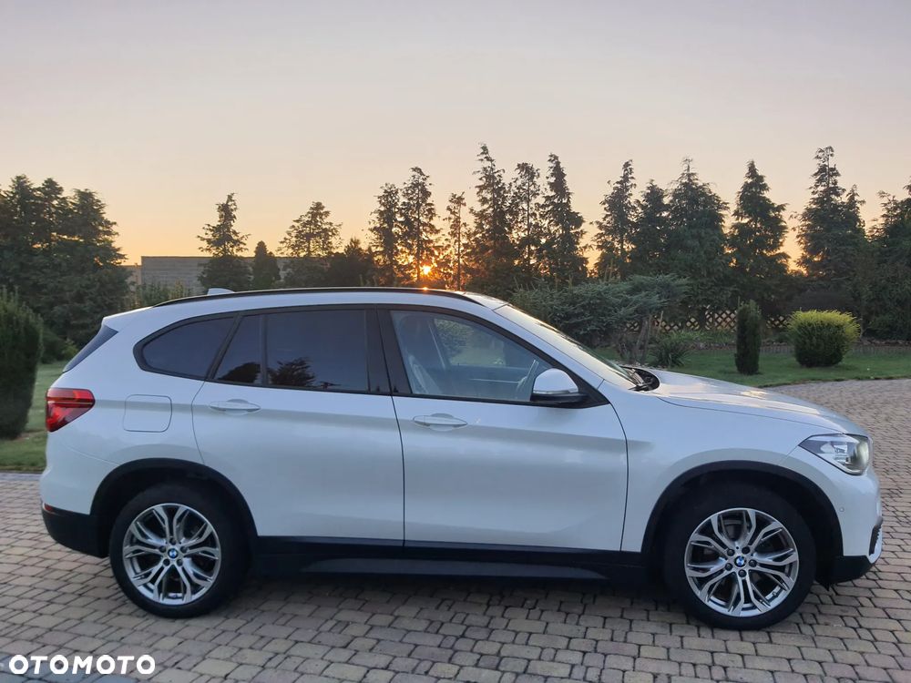 BMW X1 sDrive16d Sport Line - 5