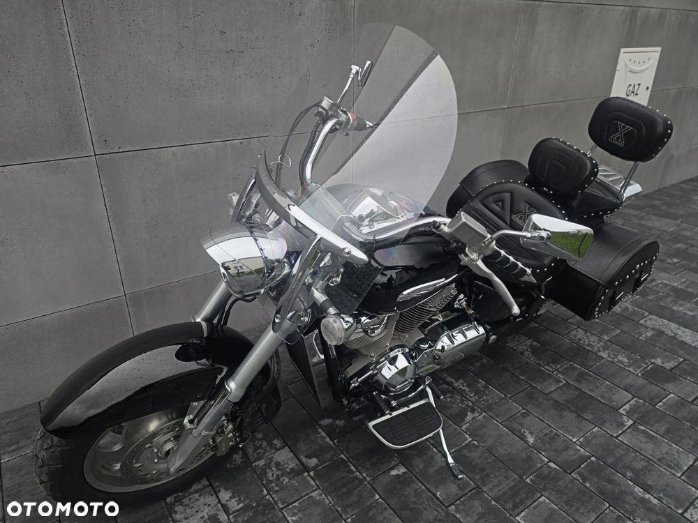 Honda VTX - 13