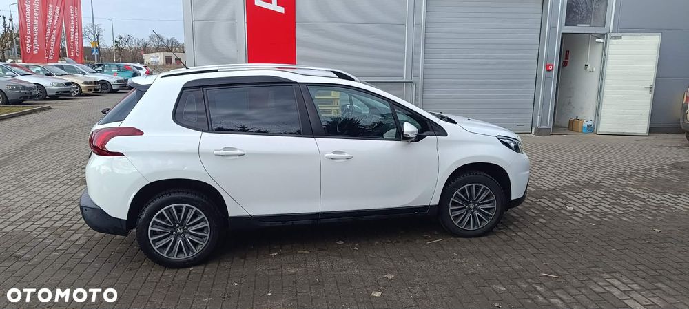 Peugeot 2008 1.2 Pure Tech Active - 3