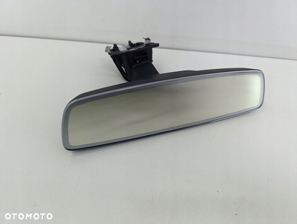 AUDI 2 U06 LUSTERKO WEWNĘTRZNE FOTOCHROM 5A456B3