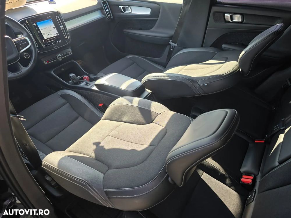Volvo XC 40 D3 AWD Momentum Pro - 10