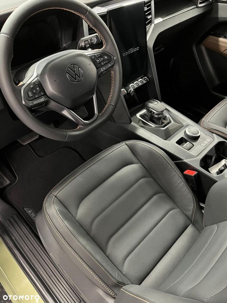 Volkswagen Amarok - 9