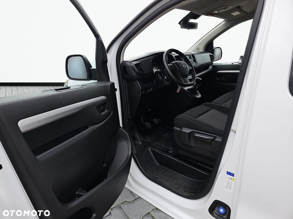 Toyota proace - 11