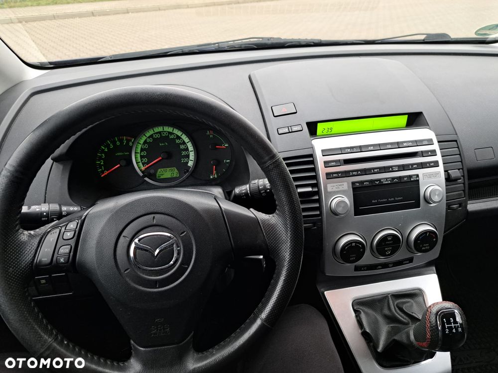 Mazda 5 - 6