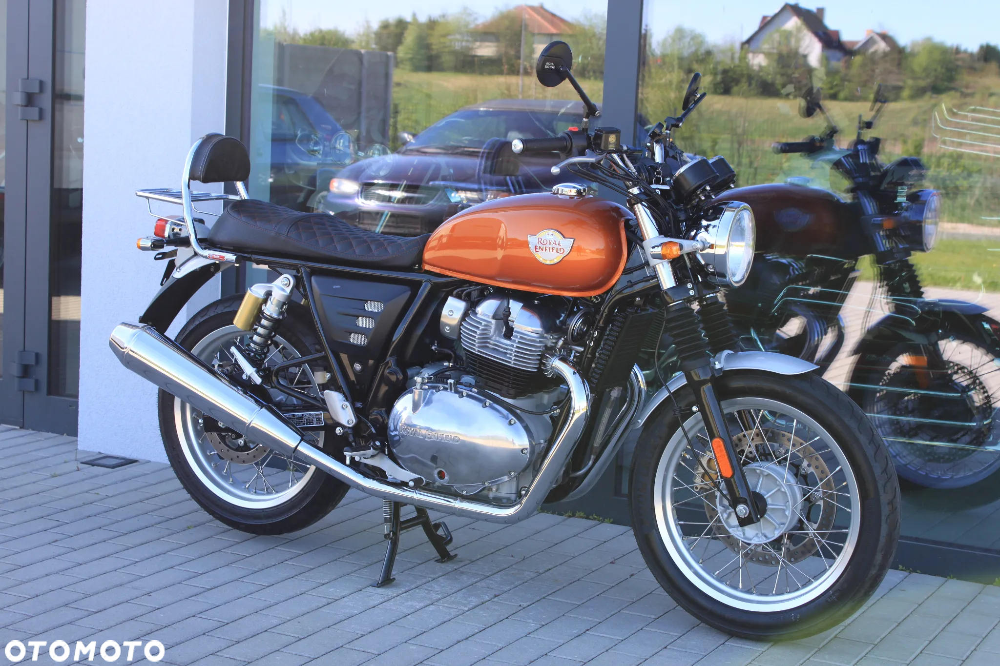 Royal Enfield Interceptor - 41
