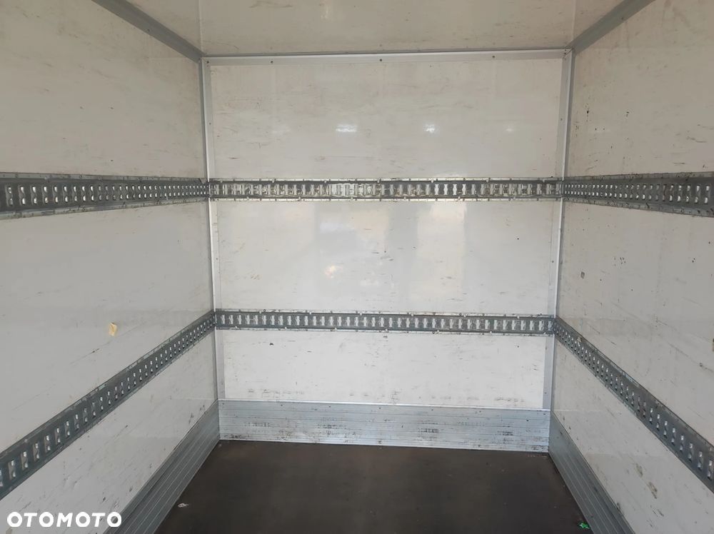 Iveco DAILY - 27