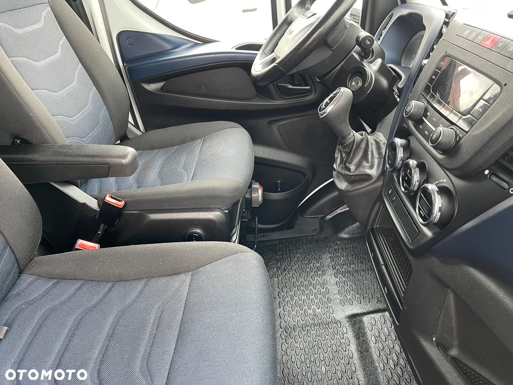 Iveco Daily Izoterma Winda - 29