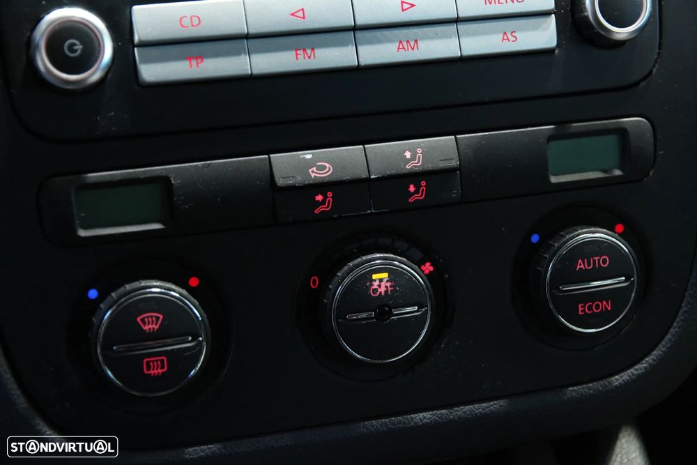 VW Golf 1.4i Confortline AC - 11