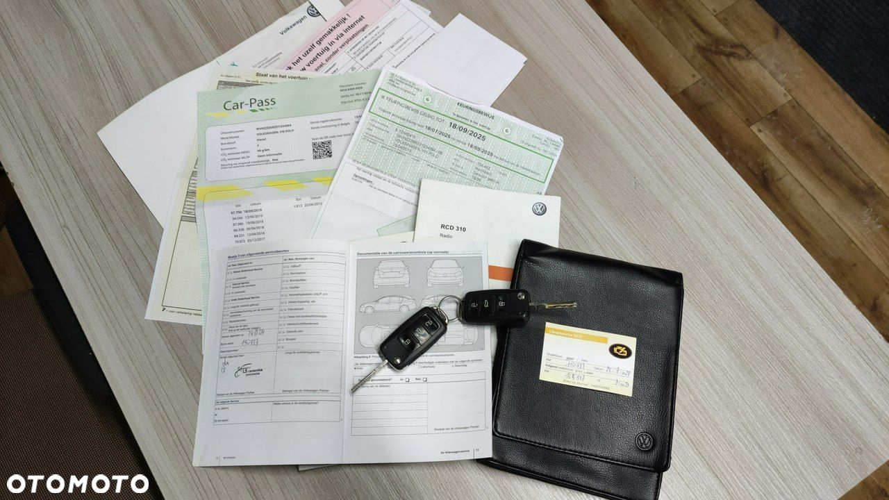 Volkswagen Polo - 36