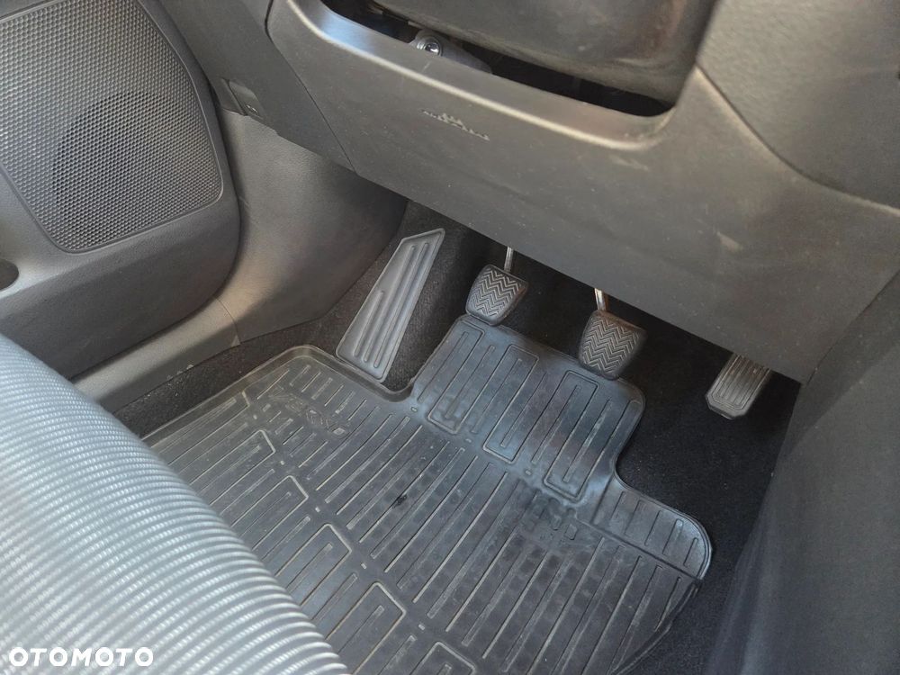 Toyota Verso 1.8 Premium EU6 - 31