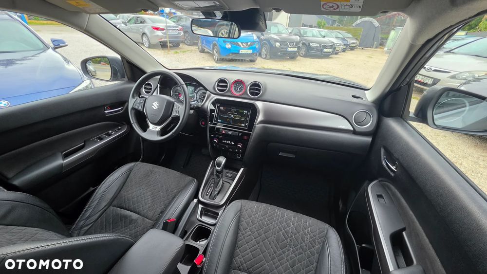 Suzuki Vitara 1.5 Dualjet Hybrid AGS Comfort+ - 36