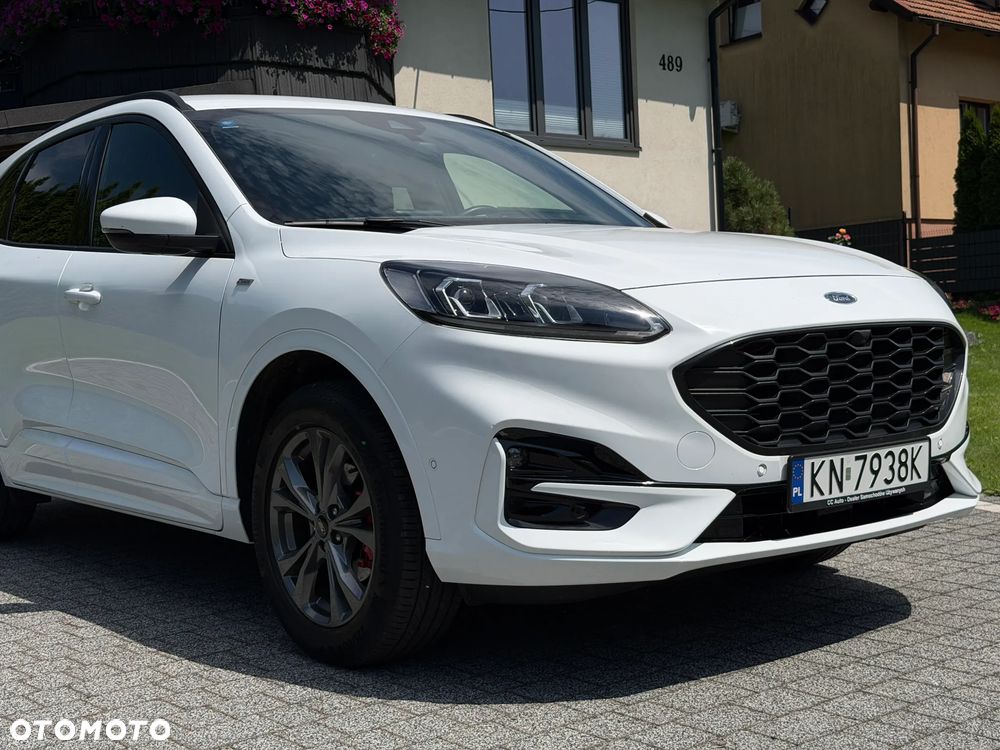 Ford Kuga 2.5 Duratec FHEV 4x4 ST-LINE X - 18
