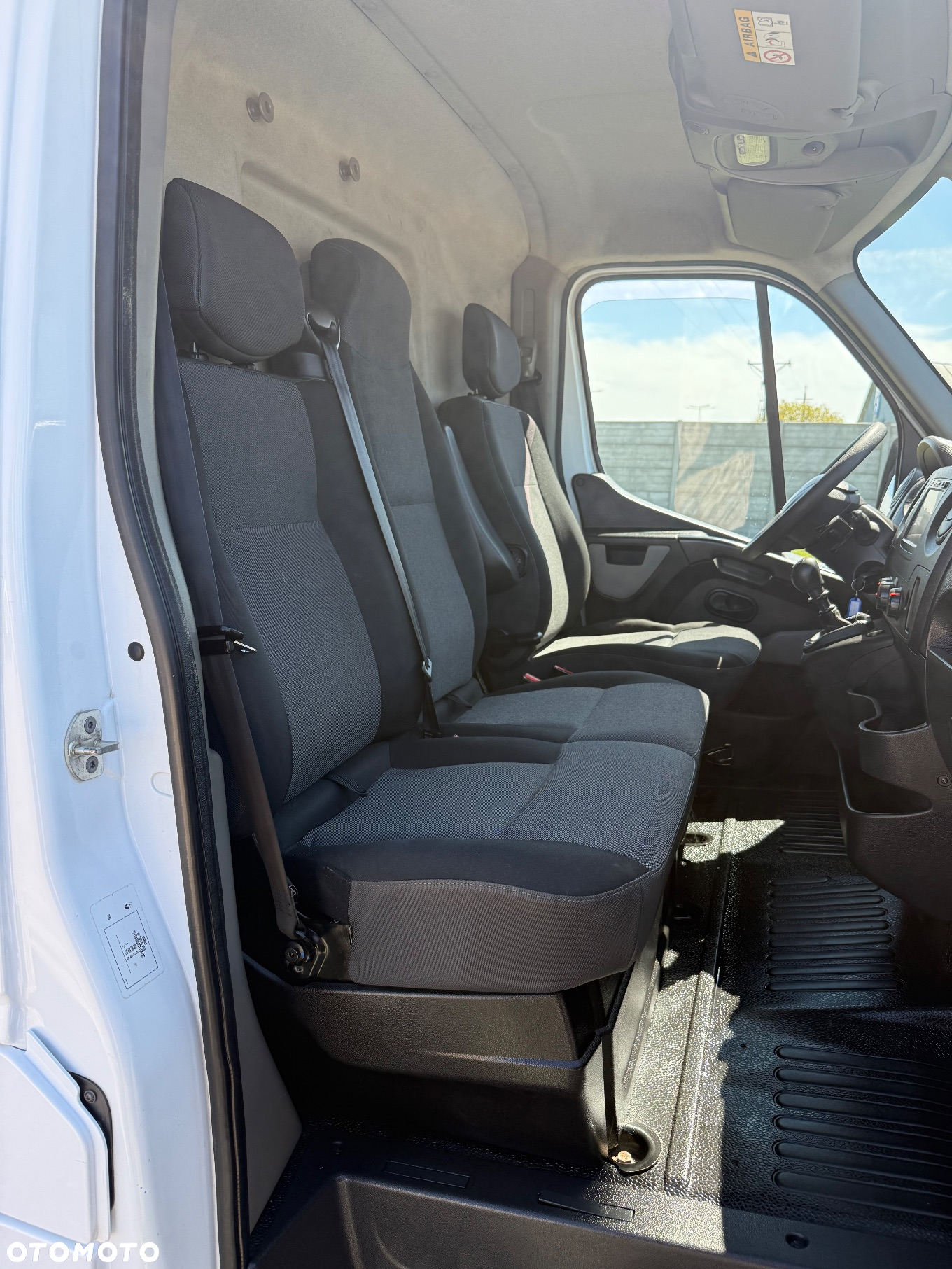 Renault MASTER L2H2 GWARANCJA, klima, hak, navi, tempomat czujniki pdc halogeny - 9