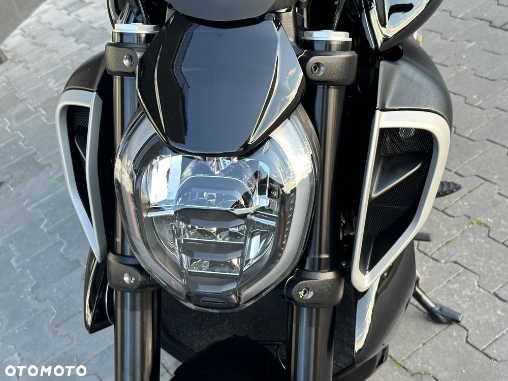 Ducati Diavel - 36