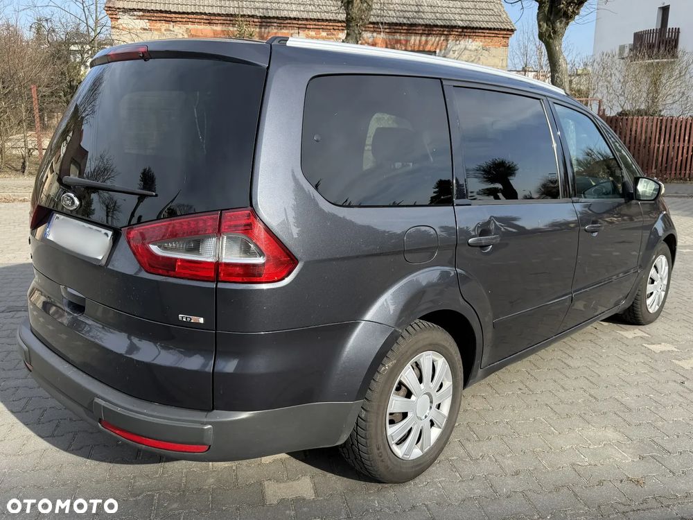 Ford Galaxy 2.0 TDCi Trend - 4