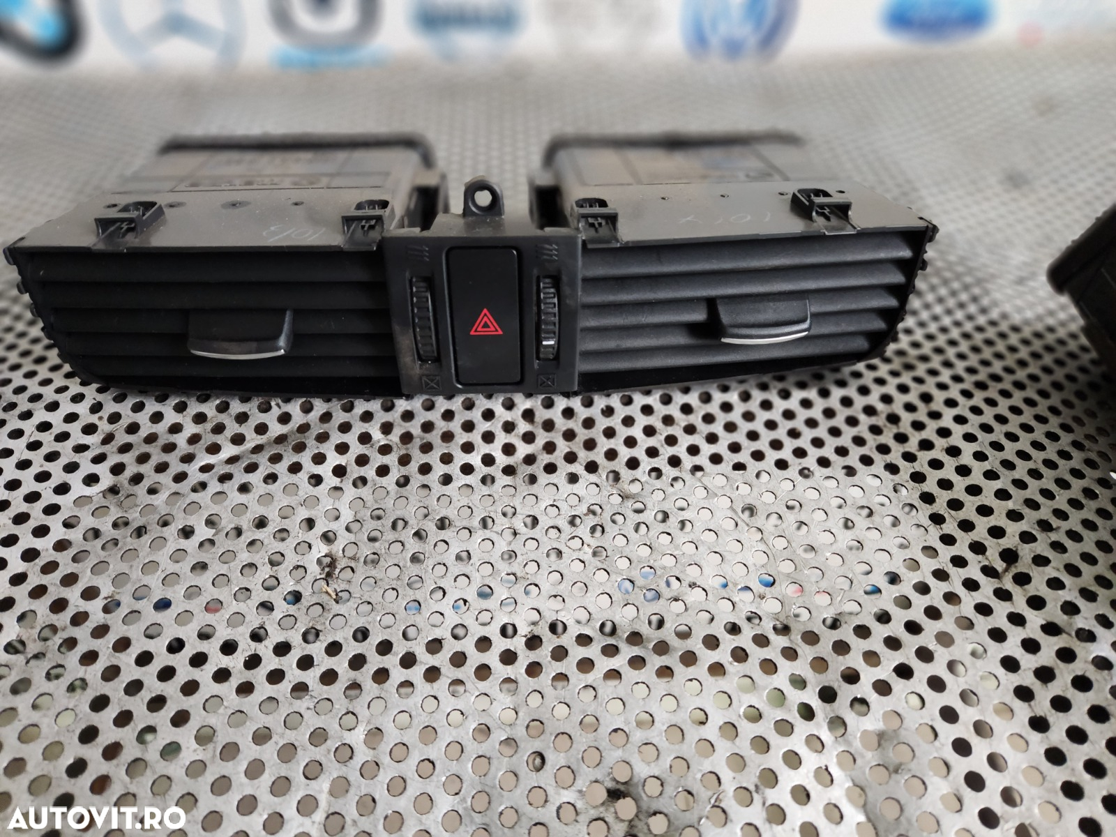 Grile Grila Aerisire Ventilatie Bord Centrala Laterala Mazda CX5 An 2013-2014-2015-2016-2017 Dezmem - 5