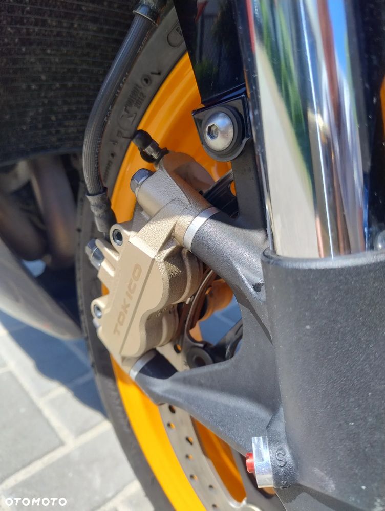 Honda CBR - 7