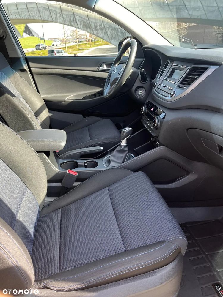 Hyundai Tucson 2.0 CRDI 4WD Style - 12