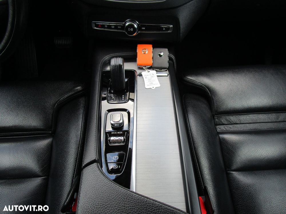 Volvo XC 90 B5 MHEV AWD 5 locuri Momentum Pro - 27