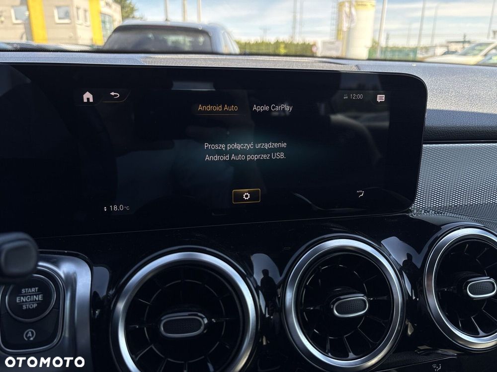 Mercedes-Benz GLB 200 7G-DCT - 23