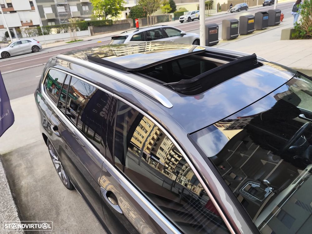 VW Passat Variant 2.0 TDI Highline DSG - 12