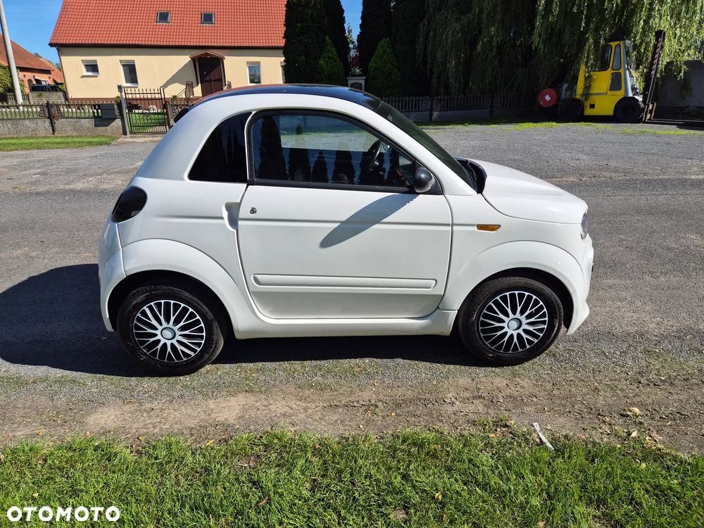 Microcar DUE - 5