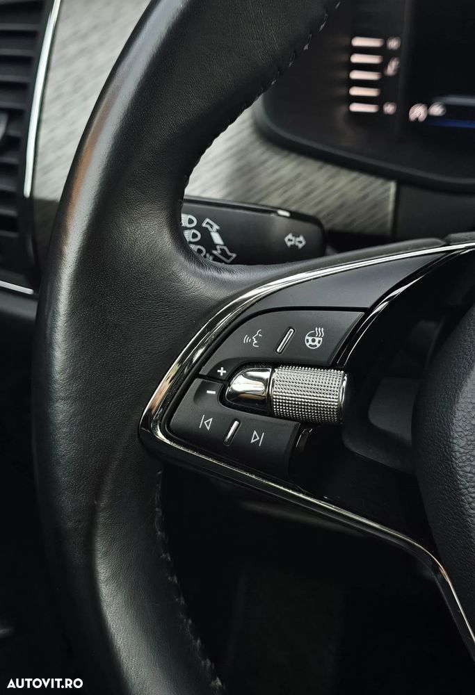 Skoda Kodiaq 2.0 TDI 4X4 DSG SportLine - 8