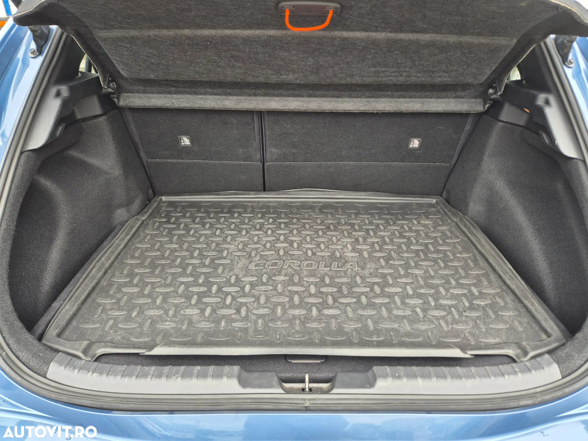 Toyota Corolla 1.8 HSD Business - 20